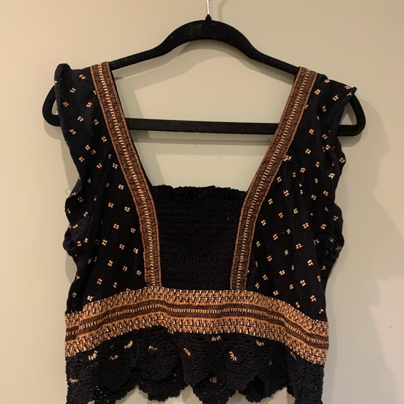 Free People Black Crochet Cropped Tank - Picture 3 of 3